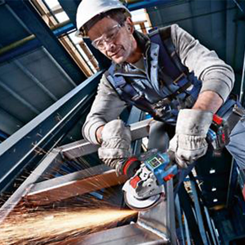 Pack  3 outils 18V BOSCH : GSB 18V-110C + GKS 18V-68GC + GSA 18V-28 + 1 batterie 4,0 Ah (ProCORE) + 2 batteries 5,5 Ah (ProCORE) + GAL 1880CV (L) – Image 8