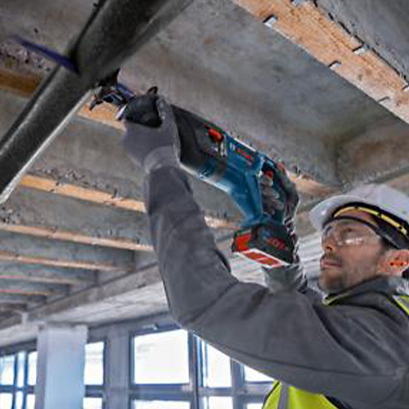 Pack  3 outils 18V BOSCH : GSB 18V-110C + GKS 18V-68GC + GSA 18V-28 + 1 batterie 4,0 Ah (ProCORE) + 2 batteries 5,5 Ah (ProCORE) + GAL 1880CV (L) – Image 12